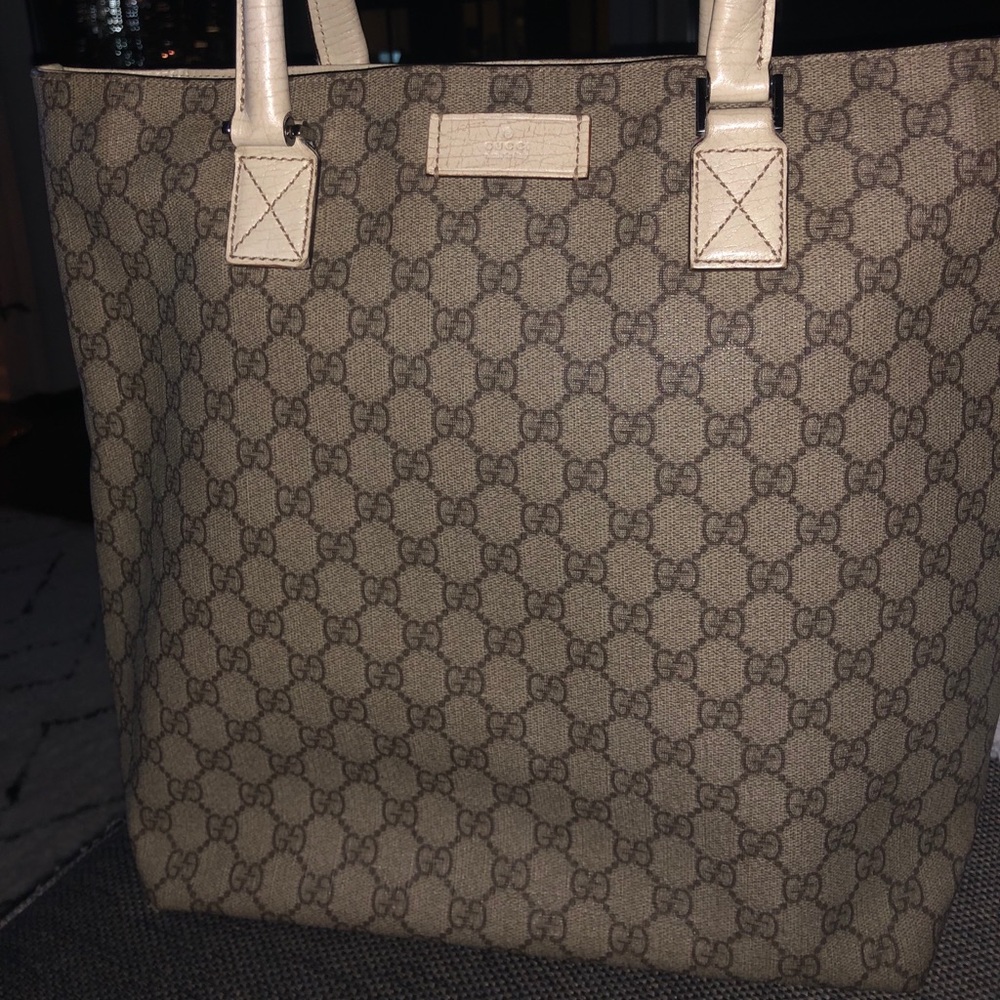 (Sold)GUCCI Monogram Small Tote Ivory
